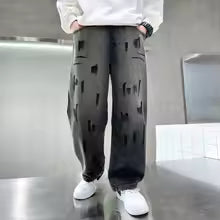 Nuevos pantalones vaqueros de otoño