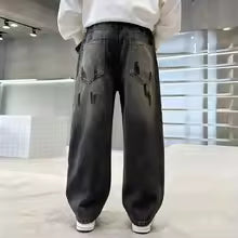 Nuevos pantalones vaqueros de otoño
