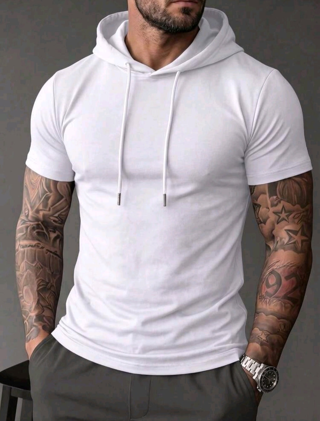 Camiseta Deportiva con Capucha de Manga Corta para Hombre – Negra