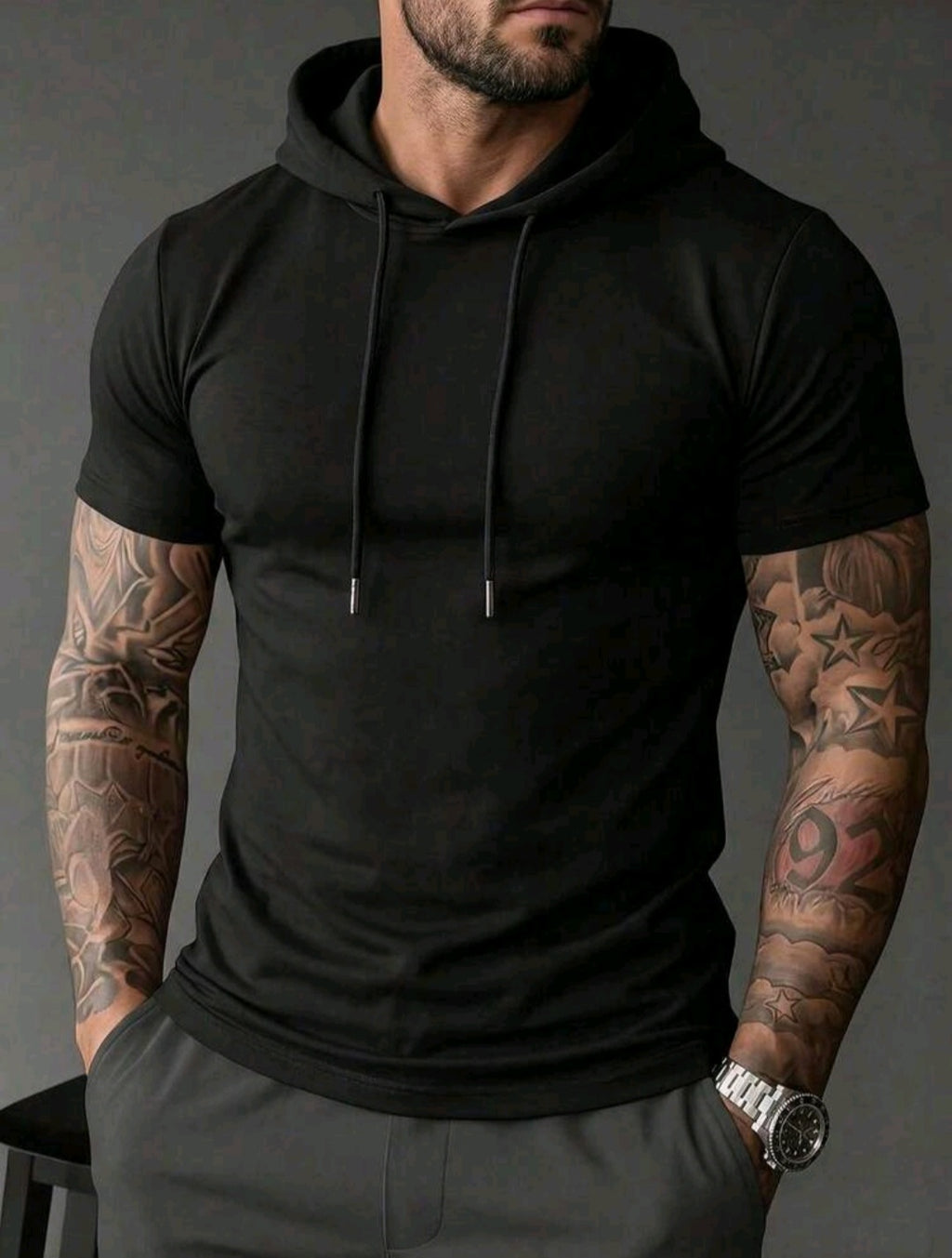 Camiseta Deportiva con Capucha de Manga Corta para Hombre – Negra