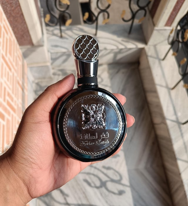Lattafa Fakhar Black